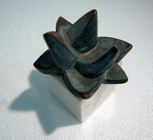 Sculpture waterlily bronze marble